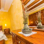 House Kras With Spacious Garden